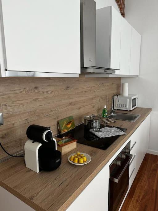 Caruggio 200 Apartment Киавари Екстериор снимка